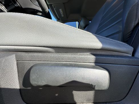 Used 2019 RAM 1500 Tradesman image 12