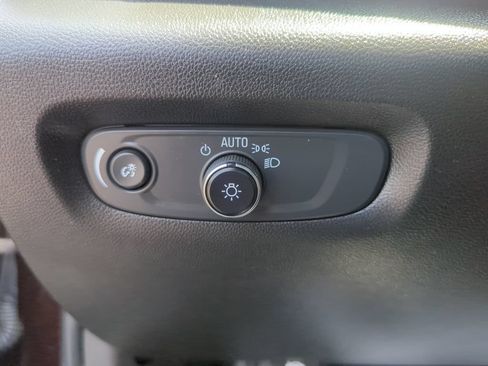 Certified 2023 Chevrolet Traverse LT AWD/4WD image 34