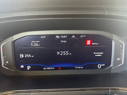 Used 2022 Volkswagen Taos SEL AWD/4WD image 22