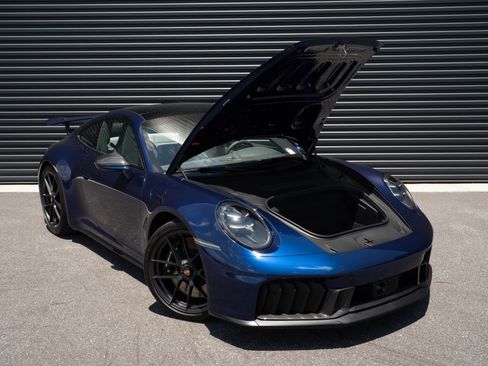Certified 2026 Porsche 911 Carrera GTS RWD image 26