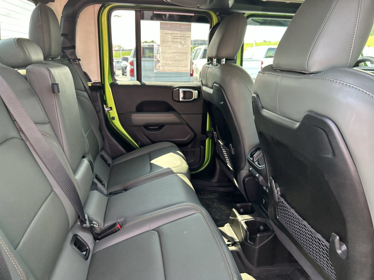 Used 2025 Jeep Gladiator Mojave w/ Convenience Group AWD/4WD image 18