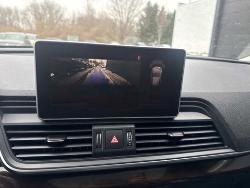Used 2019 Audi Q5 2.0T Premium Plus w/ Premium Plus Package image 25