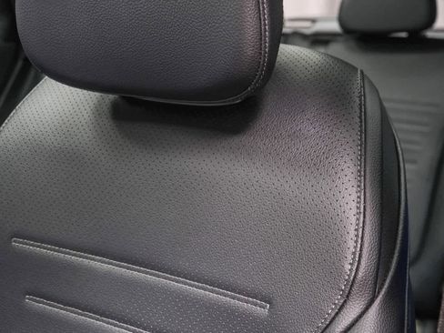 Certified 2023 Mercedes-Benz GLC 300 GLC 300 w/ AMG Line image 21