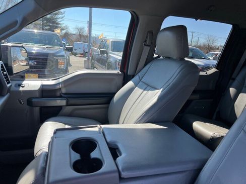 Used 2018 Ford F150 XLT w/ Equipment Group 302A Luxury image 8