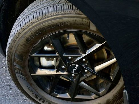 Certified 2025 Kia K5 LXS image 29