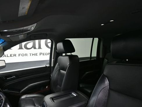 Used 2019 GMC Yukon XL SLT image 17