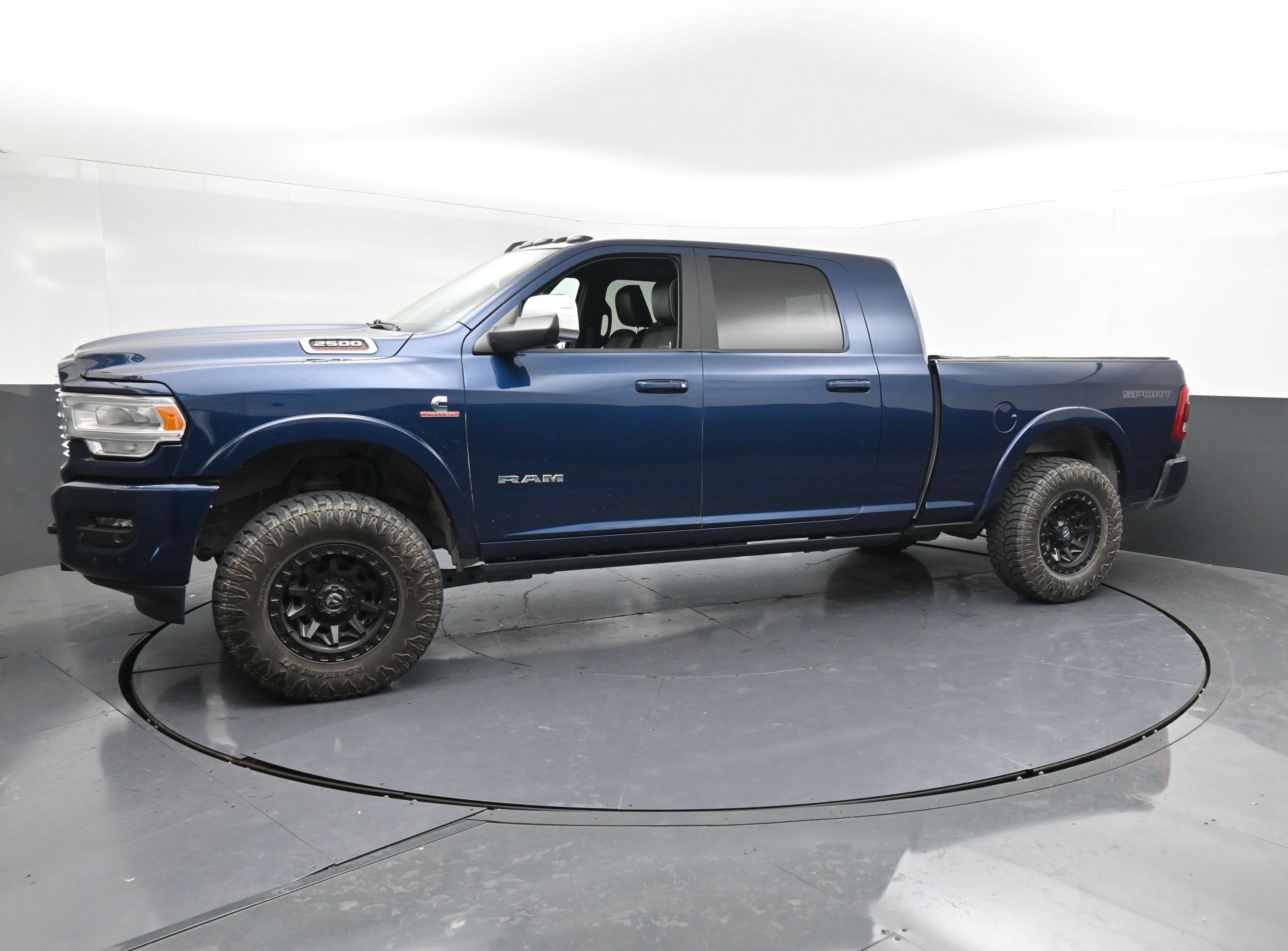 Used 2022 RAM 2500 Laramie AWD/4WD image 5