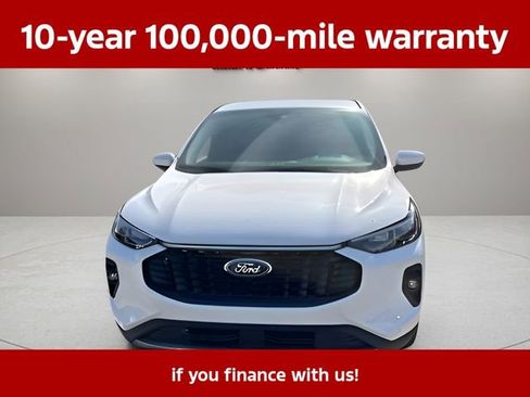 Used 2025 Ford Escape SE w/ PHEV Premium Package FWD image 5