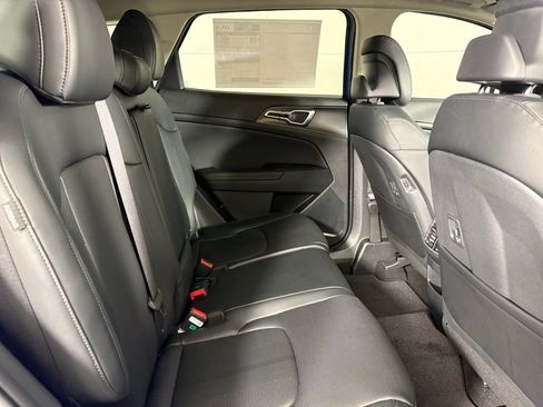 New 2026 Kia Sportage EX FWD image 17