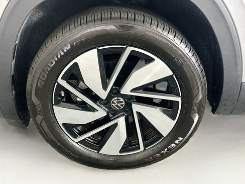 Used 2026 Volkswagen Atlas SE FWD image 11