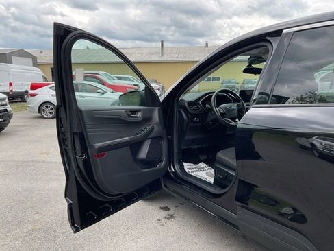 Used 2024 Ford Escape Active AWD/4WD image 25