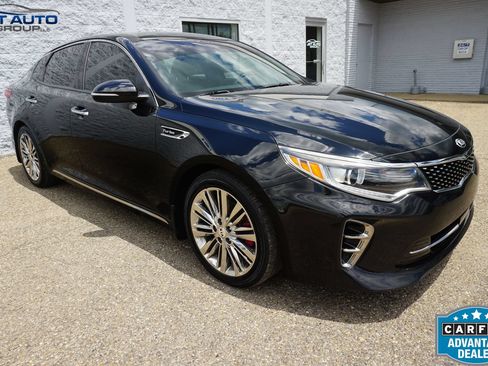 Used 2016 Kia Optima SX w/ Chrome Wheel Package FWD image 1