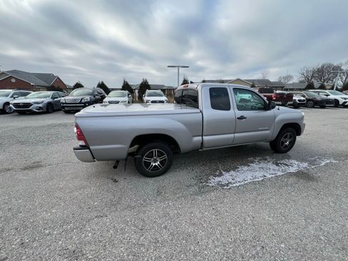 Used 2014 Toyota Tacoma 2WD Access Cab image 8