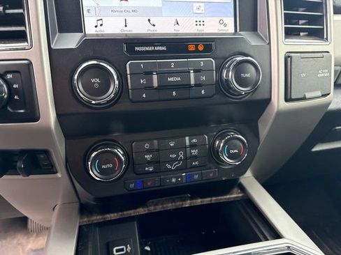 Used 2019 Ford F250 4x4 Crew Cab Super Duty image 22