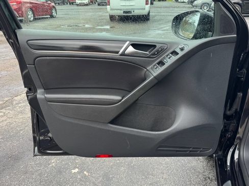 Used 2013 Volkswagen GTI Driver's Edition image 9