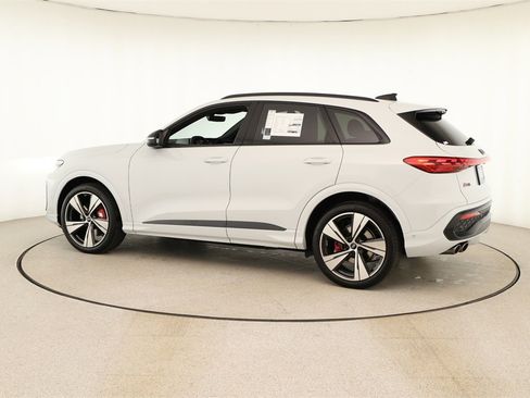 New 2025 Audi SQ5 Premium Plus image 3