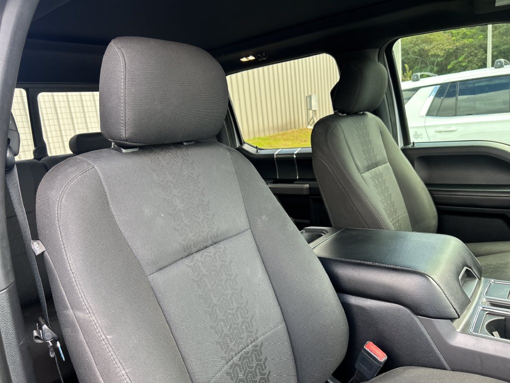Used 2019 Ford F150 XLT w/ Equipment Group 302A Luxury AWD/4WD image 13