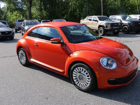 Used 2016 Volkswagen Beetle 1.8T SE FWD image 10
