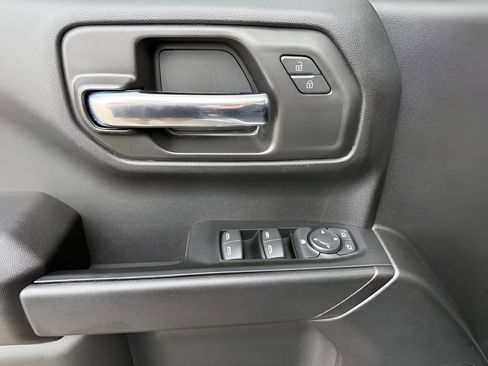 Used 2024 Chevrolet Silverado 1500 Custom AWD/4WD image 10