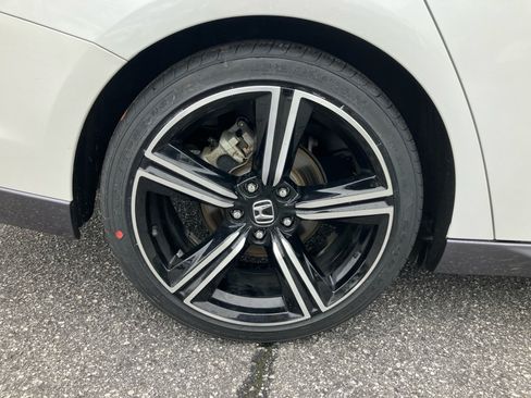 Certified 2023 Honda Accord Sport image 27
