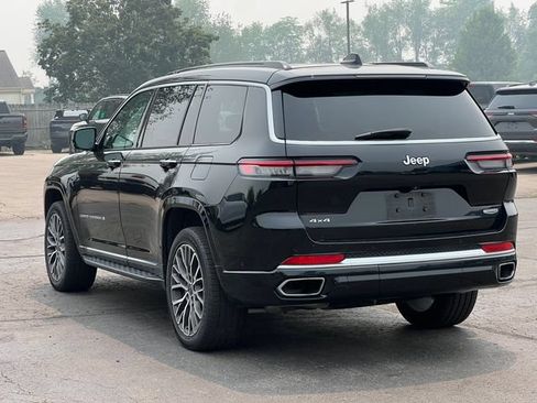 Used 2025 Jeep Grand Cherokee L Summit AWD/4WD image 16
