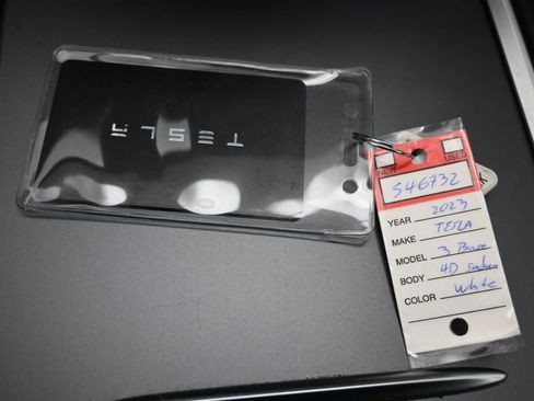Used 2023 Tesla Model 3 Standard Range RWD image 33