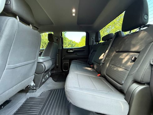 Used 2024 GMC Sierra 1500 Elevation w/ X31 Off-Road Package AWD/4WD image 14
