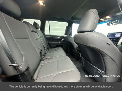 Used 2023 Lexus GX 460 Premium image 15