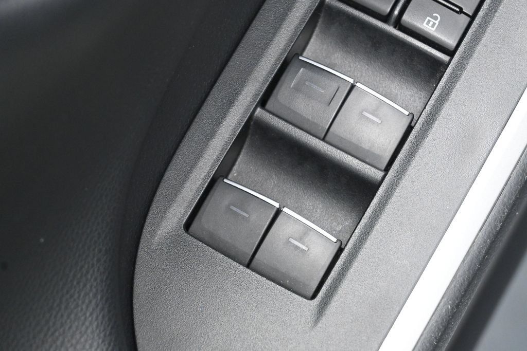 Used 2024 Toyota RAV4 XSE AWD/4WD image 14