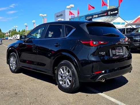 Used 2024 MAZDA CX-5 AWD 2.5 S w/ Select Package image 6