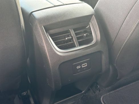 Used 2025 Chevrolet Blazer LT FWD image 23