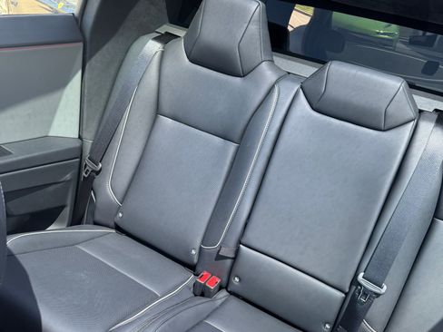 Used 2024 Tesla Cybertruck AWD Crew Cab image 12