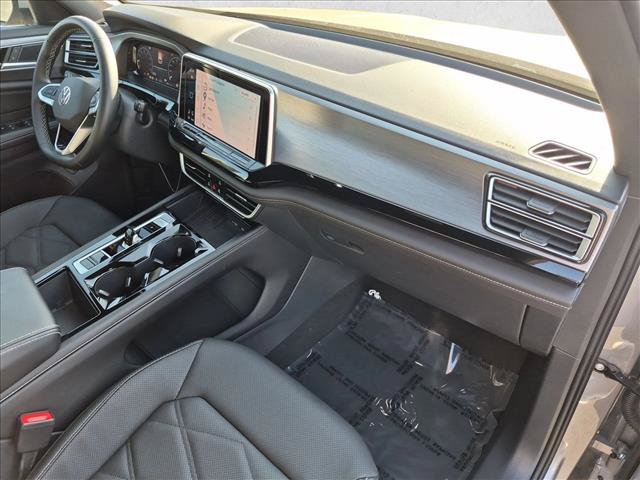 Used 2026 Volkswagen Atlas Cross Sport SE FWD image 21