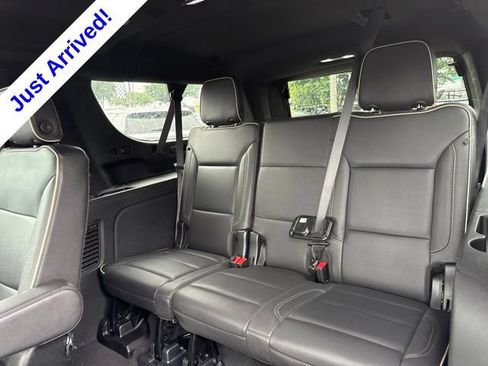 Used 2023 Chevrolet Suburban Premier RWD image 12