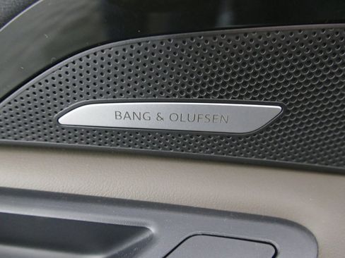 New 2025 Audi Q5 Premium Plus image 12