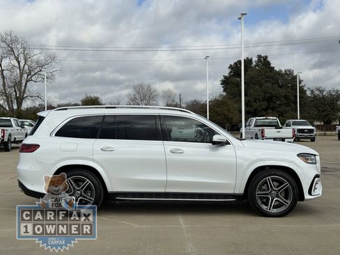 Used 2025 Mercedes-Benz GLS 450 4MATIC image 3