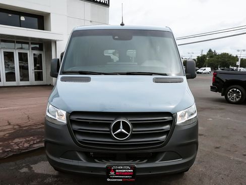 Used 2024 Mercedes-Benz Sprinter 2500 image 2