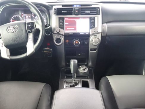 Used 2020 Toyota 4Runner SR5 Premium w/ Moonroof Package AWD/4WD image 26