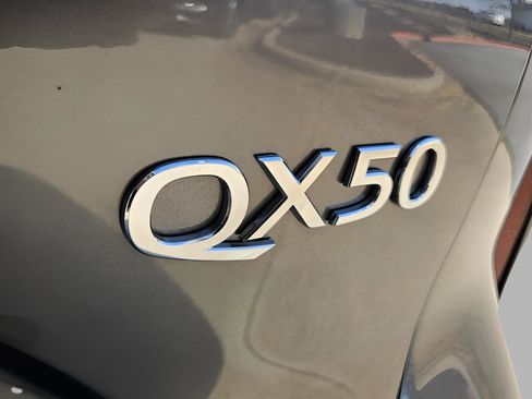 Certified 2025 INFINITI QX50 Luxe image 36