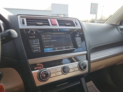 Used 2019 Subaru Outback 2.5i image 36