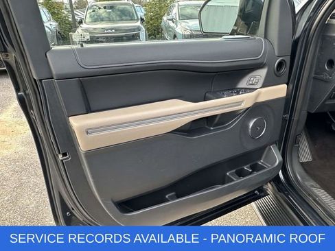 Used 2023 Ford Expedition Limited image 9
