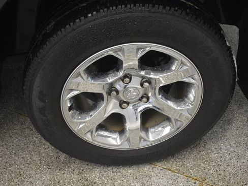 Certified 2017 RAM 1500 Laramie w/ Convenience Group image 23