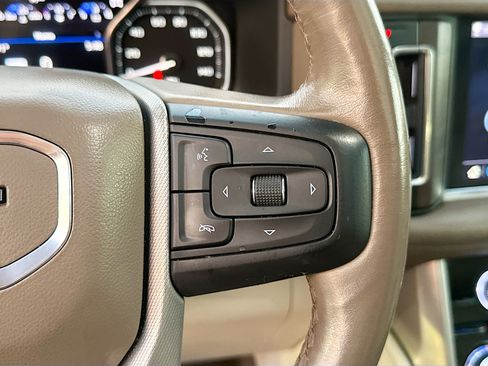 Used 2021 GMC Yukon XL Denali image 41