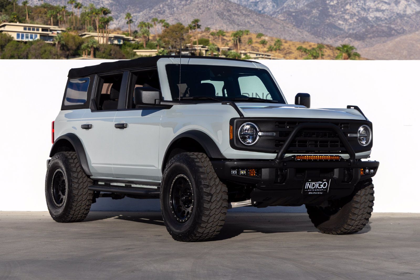 Used 2022 Ford Bronco 4-Door AWD/4WD image 2