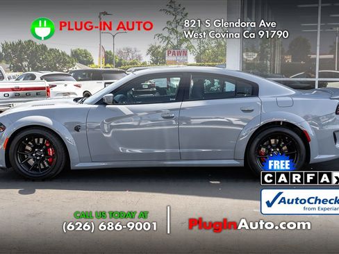 Used 2022 Dodge Charger SRT Hellcat RWD image 5