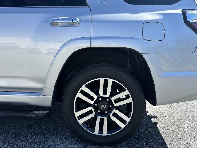 Used 2018 Toyota 4Runner Limited AWD/4WD image 10