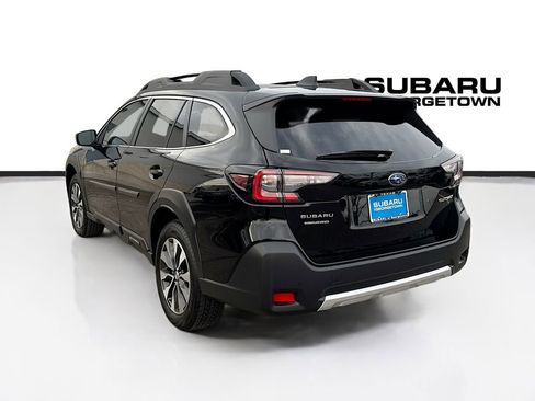 Used 2025 Subaru Outback Limited image 6