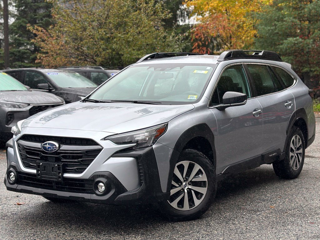 Used 2023 Subaru Outback AWD/4WD image 1