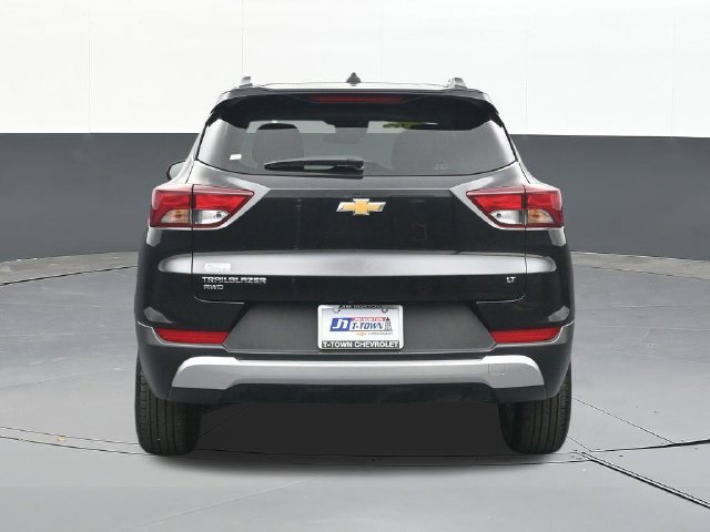 Used 2025 Chevrolet TrailBlazer LT AWD/4WD image 10