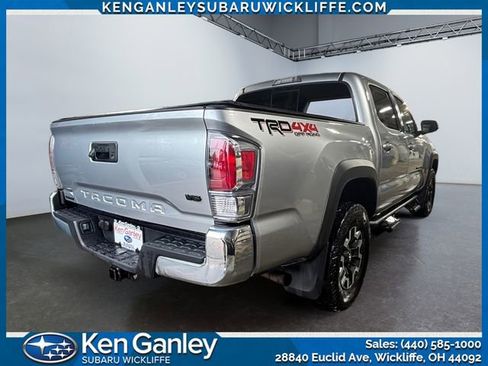 Used 2022 Toyota Tacoma TRD Off-Road AWD/4WD image 5